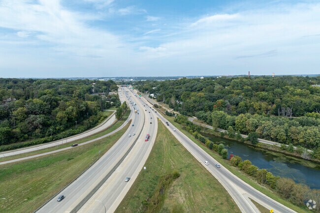 Highway 52 is a convenient way to get in and out of Parkway.