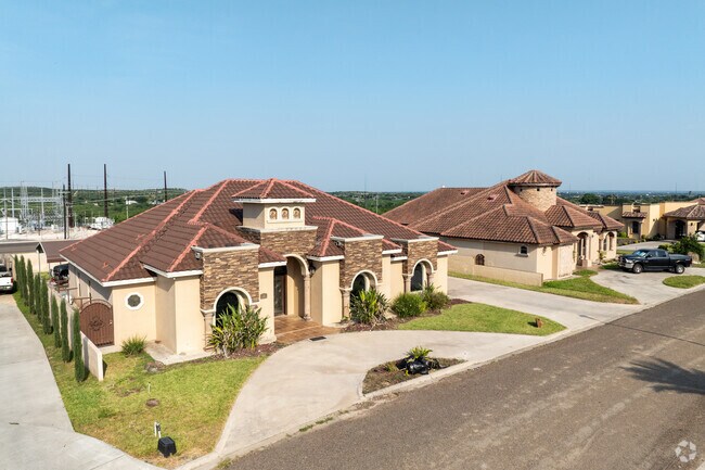 Three-bedroom stucco-style homes are popular in central Roma.