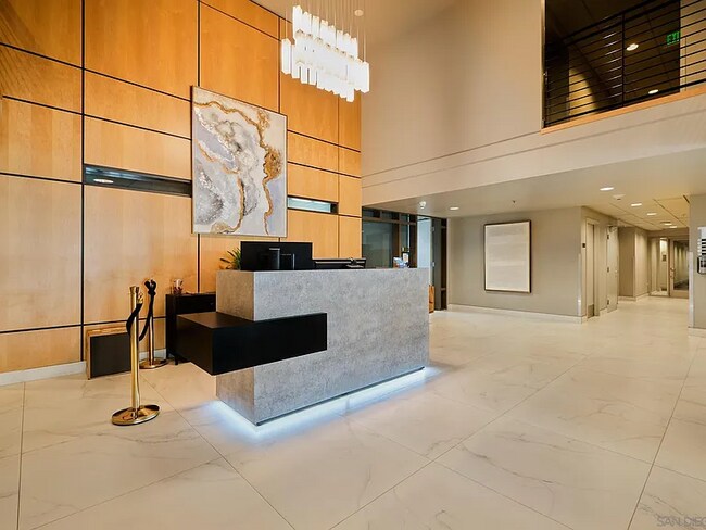 Acqua Vista Condominiums, San Diego, CA 92101 - photo 4