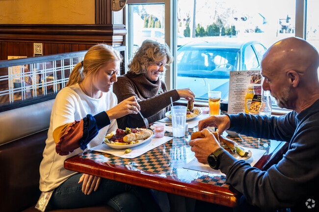 Angies Italian is a popular dinner spot for residents of North Barberton.