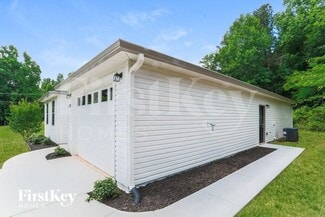 593 South St, Dacula, GA 30019