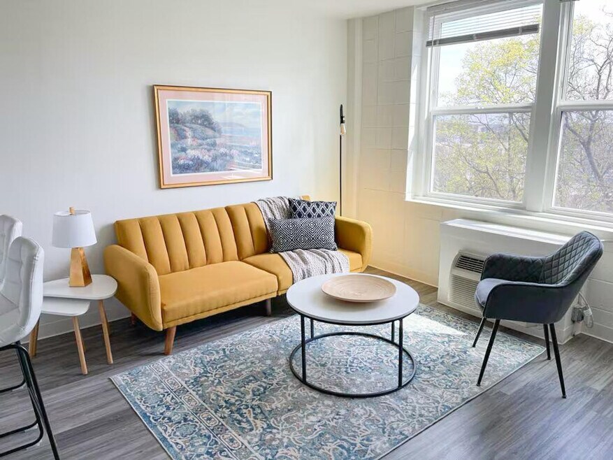 2515 Burnet Ave unit ID1036777P, Cincinnati, OH 45219 - photo 1