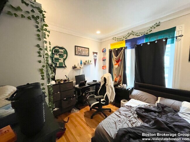 22 Parker Hill Ave unit 1, Boston, MA 02115 - photo 6