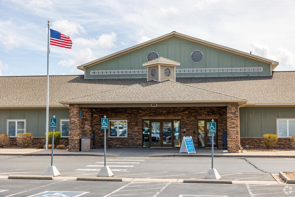 Foundations Academy, Rankings & Reviews