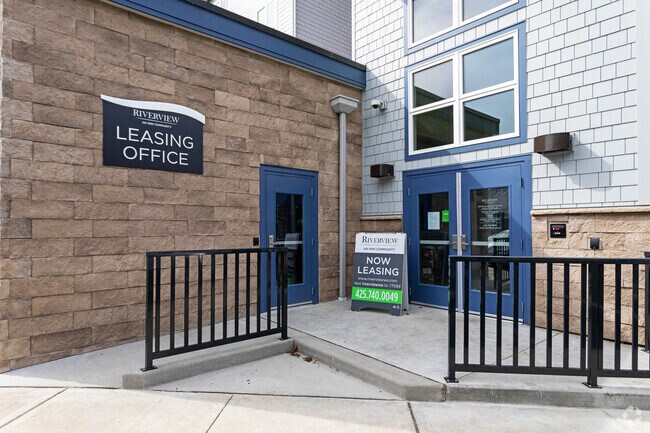 Riverview Apartments, Everett, WA 98201 - photo 4