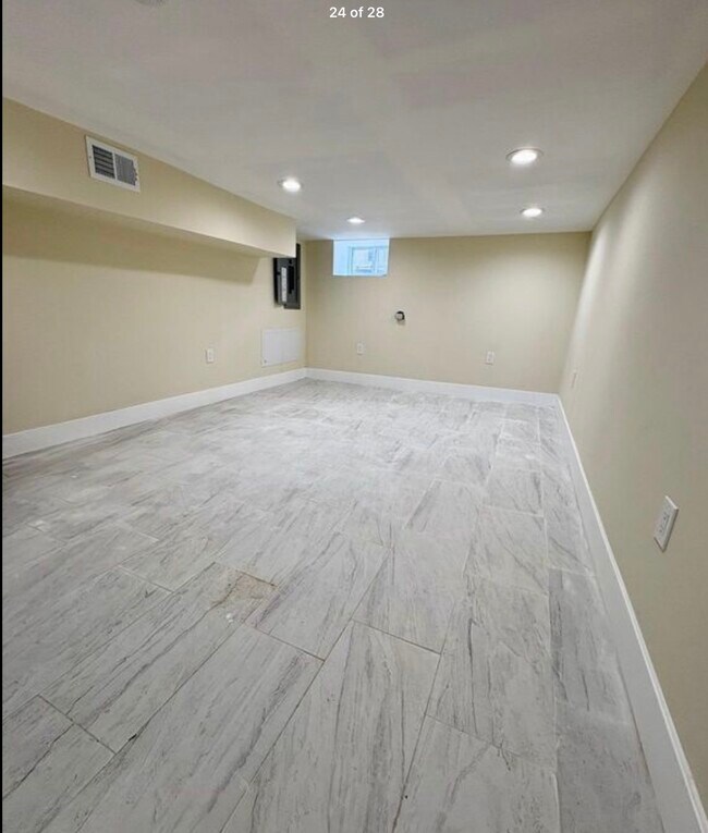 2609 Earp St, Philadelphia, PA 19146 - photo 2