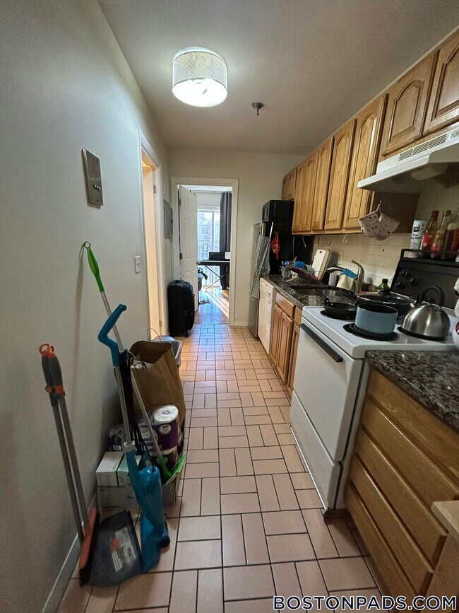 49 Symphony Rd unit 25, Boston, MA 02115 - photo 3