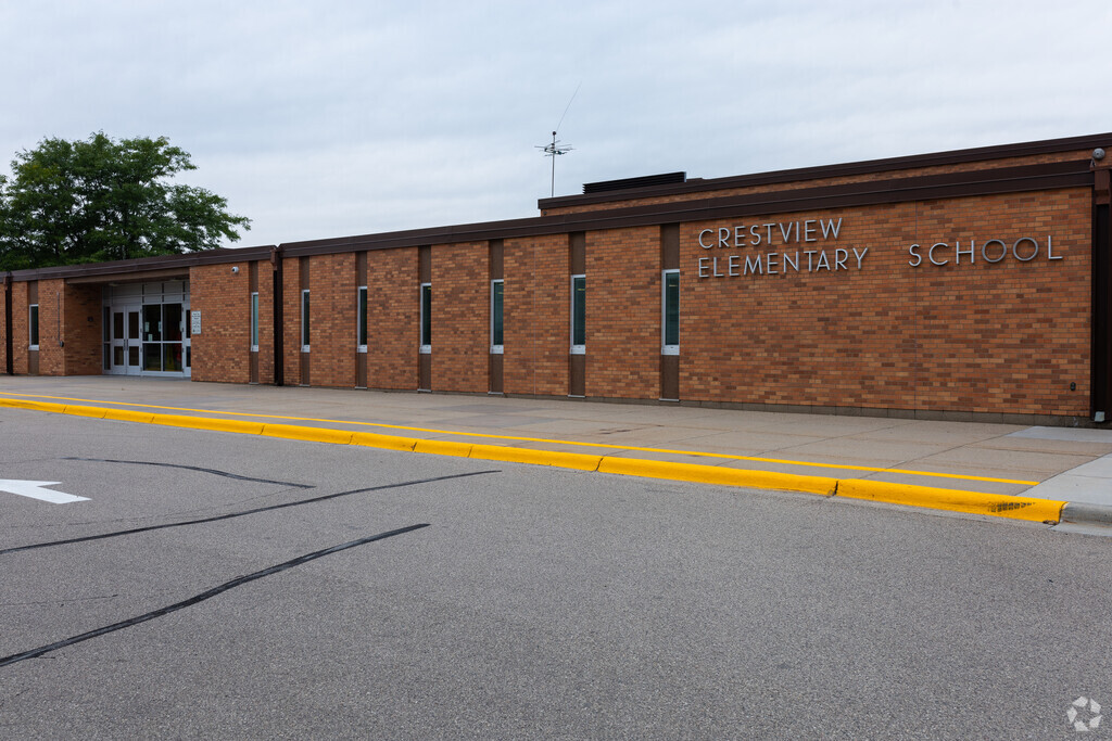 Crestview Elementary School provides education in the neighborhood of 
Cottage Grove