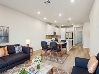 2720 Crozier Ct, Pomona, CA 91767