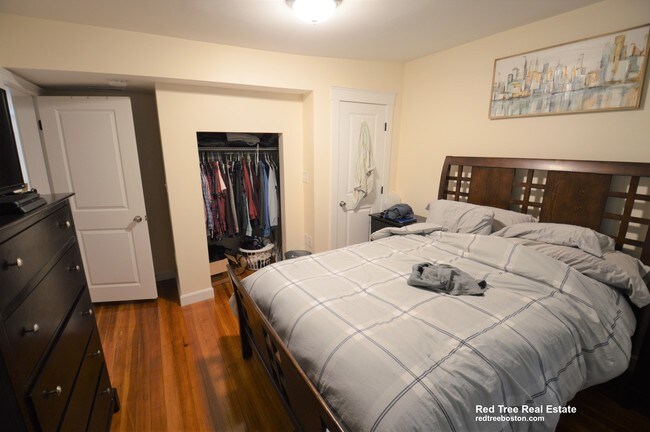 21 Weitz St unit 3, Allston, MA 02134 - photo 6