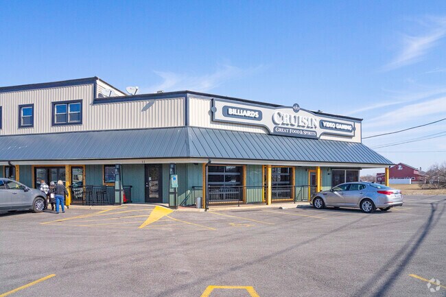 Head to Cruisin in Gilberts, IL, for tasty food and fun games that everyone will enjoy.