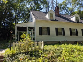 208 Easterly Pkwy, State College, PA 16801