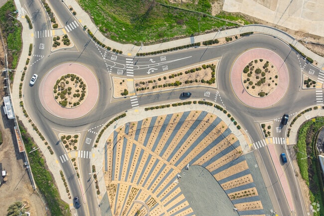 The traffic interchange at the entrance to Farmersville adds beautiful symmetry.