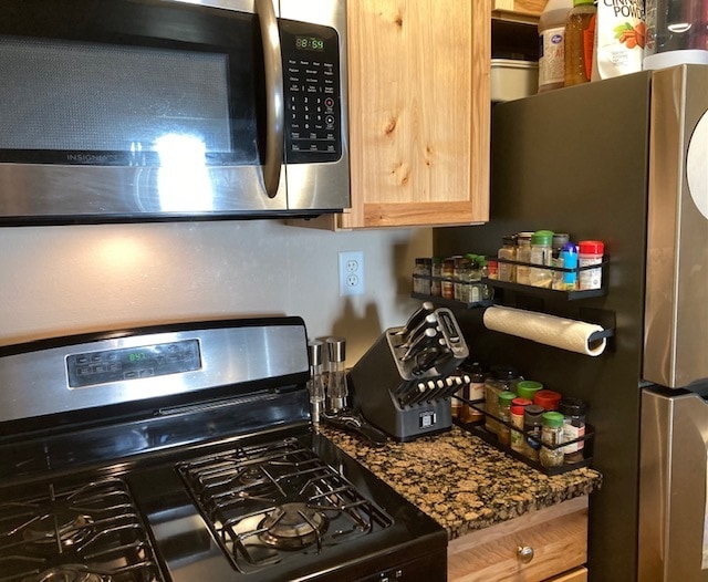 35213 Taffy Dr unit Condo on 15 MileVan, Sterling Heights, MI 48312 - photo 3