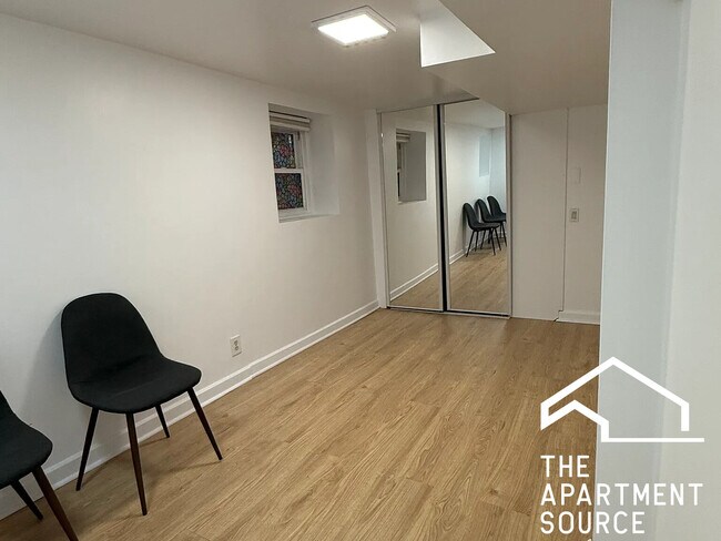 3318 W Pierce Ave unit G, Chicago, IL 60651 - photo 6