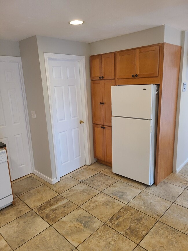 224 Hanover St unit 1, Boston, MA 02113 - photo 7
