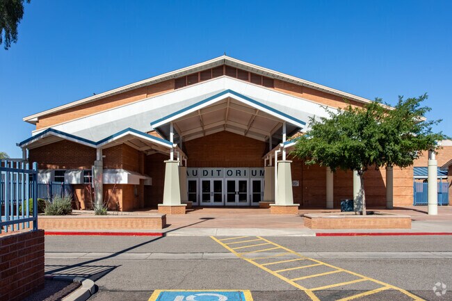 Tempe High School has been serving students throughout Tempe since 1908.