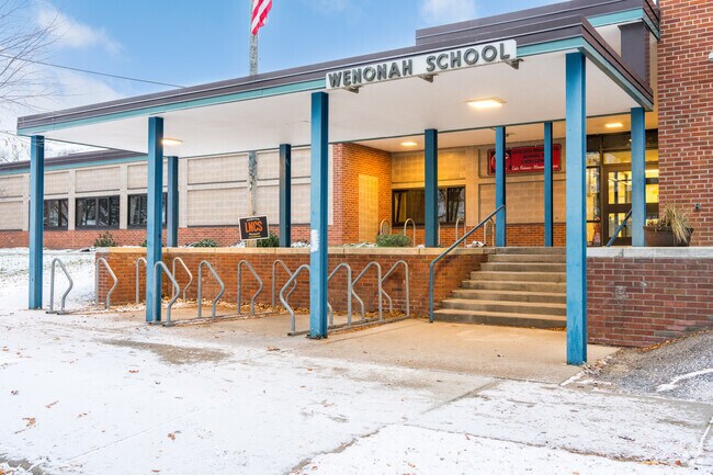 Wenonah Elementary has a 