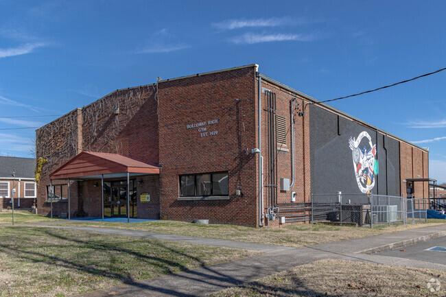 Holloway High School was founded in 1929.