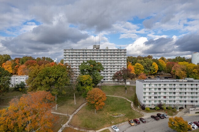 Spring Hill Apartments are in Sherbondy Hill, Akron, Ohio.