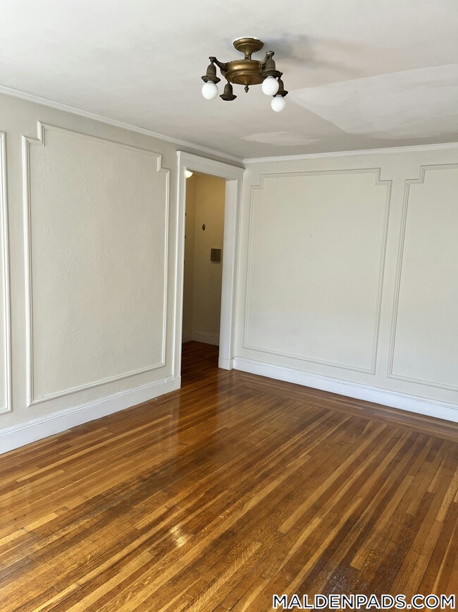 92 Maple St Unit 6, Malden, MA 02148