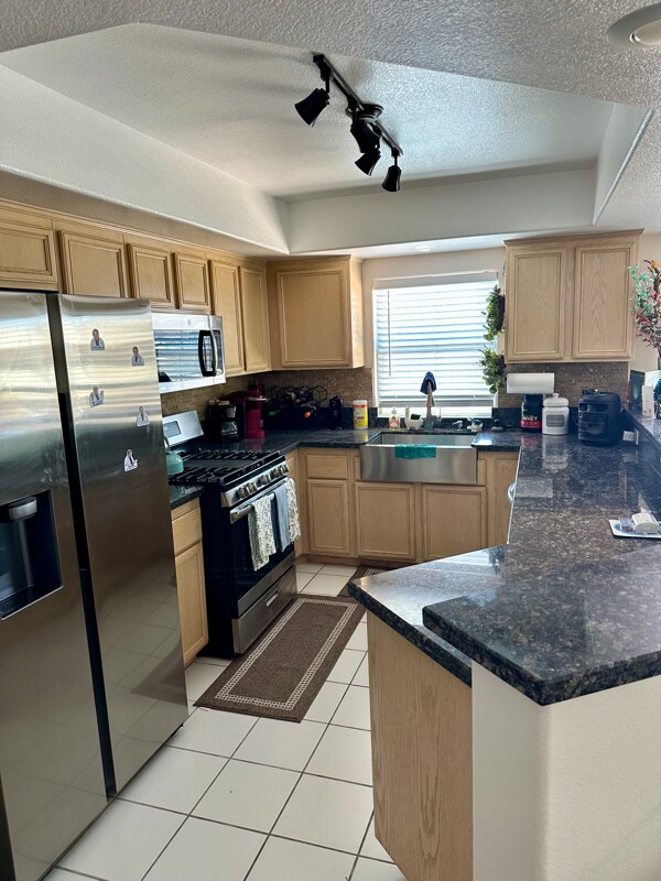 3602 Pintadas St, Las Vegas, NV 89108 - photo 2