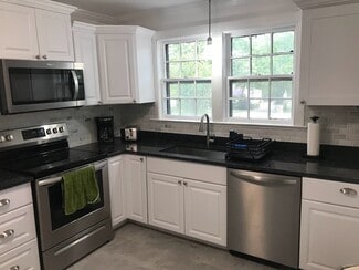 4012 Meadow Rd, Nashville, TN 37218