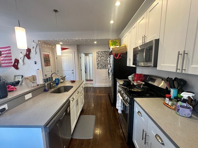 9 Oswald St unit 2, Roxbury Crossing, MA 02120 - photo 7