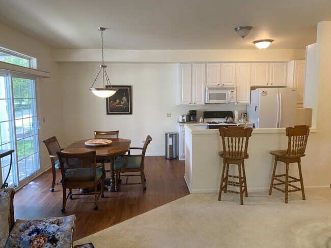 1075 Alameda Blvd, Troy, MI 48085 - photo 4