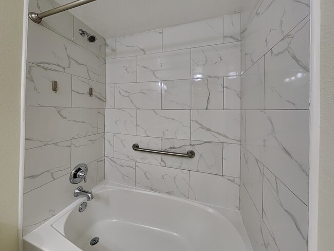 613 E 2nd St, Sanford, FL 32771 - photo 7