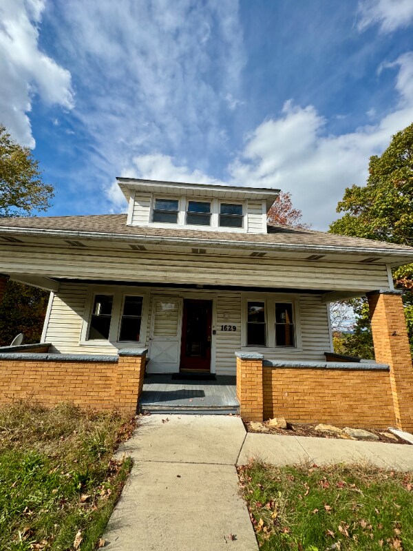 1629 Old Brodhead Rd, Monaca, PA 15061 - photo 2