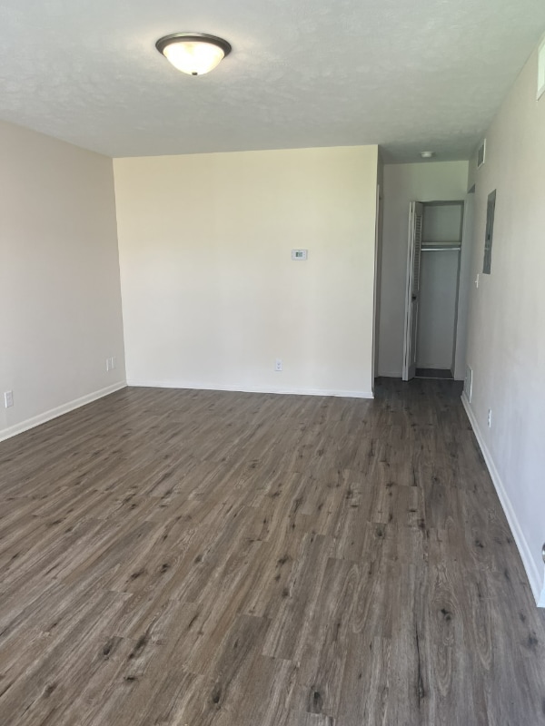 823 N 6th St, Beatrice, NE 68310