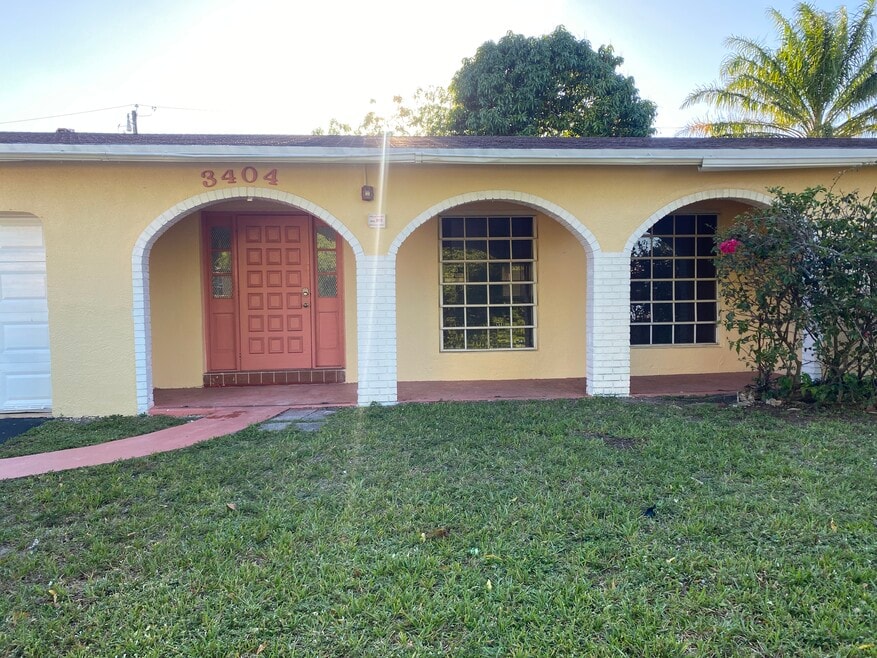 3404 Sheraton Place, Miramar, FL 33025 - photo 1