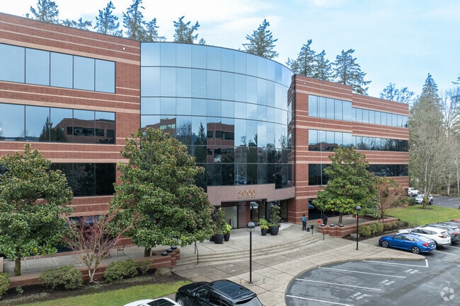 Lake Oswego's financial and law firms are concentrated in Kruse Woods Corporate Park.