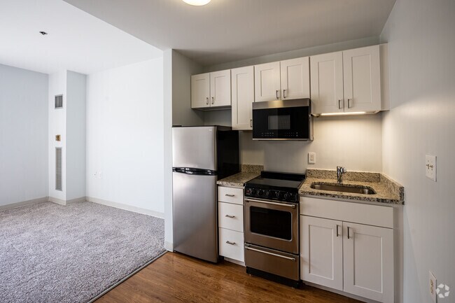 Studio - 600SF - Kitchen