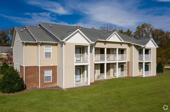 Summit Place Apartments, Wilson, NC 27896 - photo 3