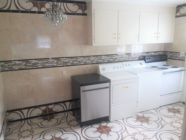 Kitchen and Laundry Area