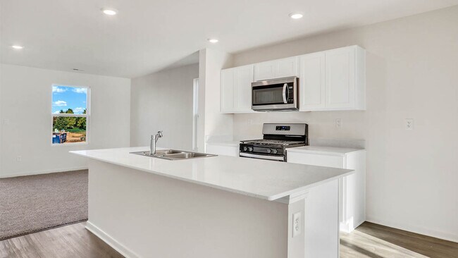 6510 Linden Trail unit B, Wonder Lake, IL 60097 - photo 2