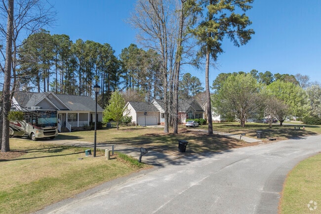 Lugoff offers a peaceful rural lifestyle, with wide open spaces, scenic landscapes, and a spacious lots.