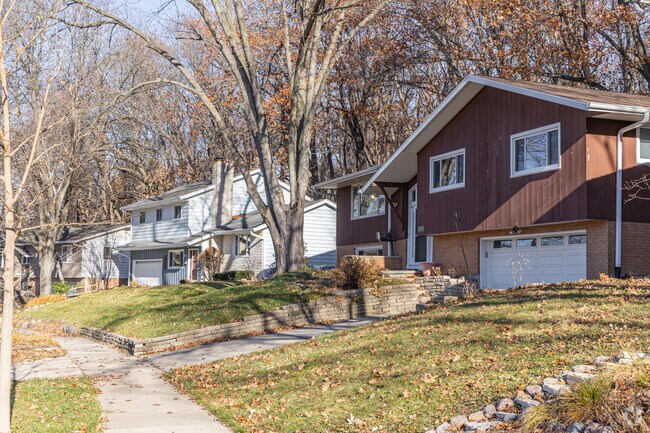 A beautiful row of homes in the Elvehjem neighborhood.