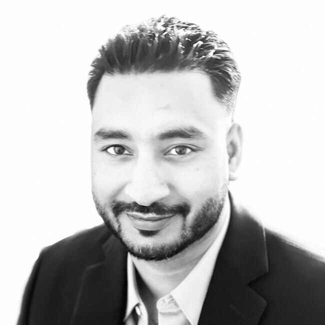 Agent Photo