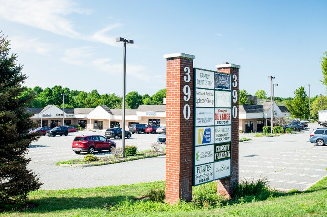 390 Crystal Run Rd unit 107 A, Middletown, NY 10941 - photo 4