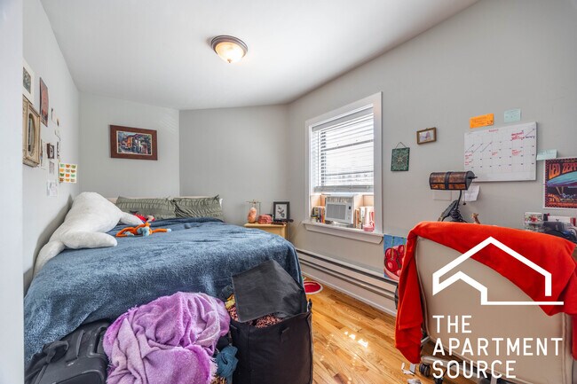 809 W Cornelia Ave unit 209, Chicago, IL 60657 - photo 7