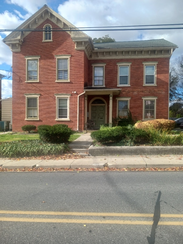 323 N George St Unit 3, Millersville, PA 17551