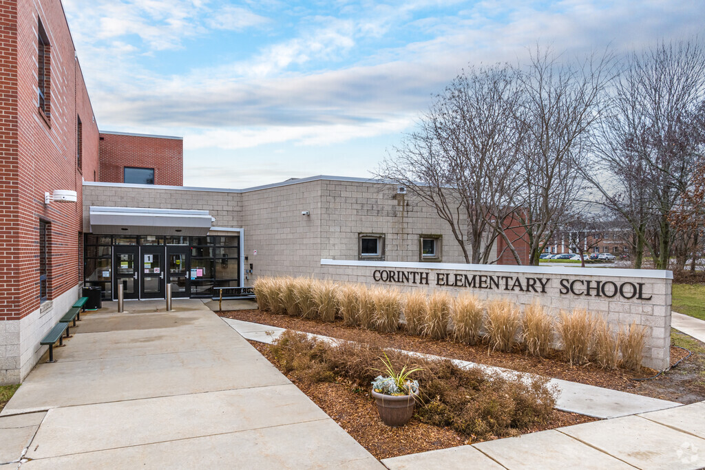 Corinth Elementary School offers small class sizes and amazing teachers.
