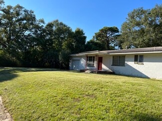 2750 Gill Rd, Mobile, AL 36605