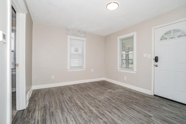 19431 Tyronne Ave, Cleveland, OH 44119 - photo 3