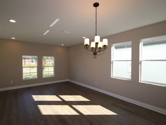 31131 Hayman Loop, Wesley Chapel, FL 33545 - photo 4