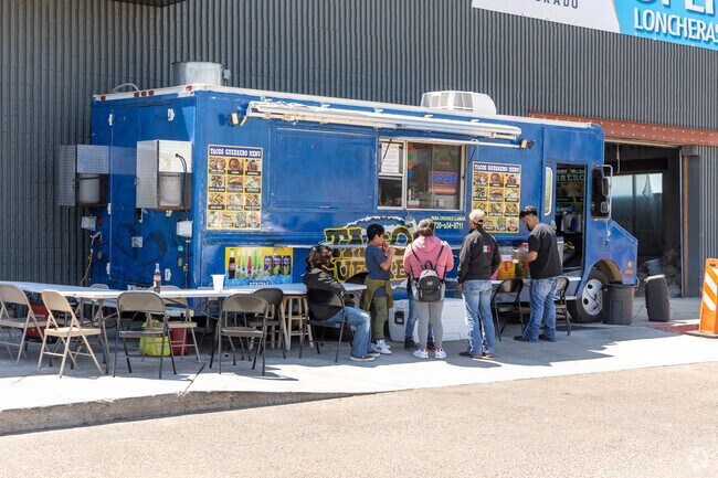 If you like food trucks, Chambers Heights is the neighborhood for you.