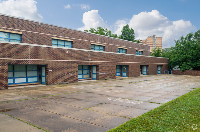 The side of New Hampshire Estates School in Silver Spring.